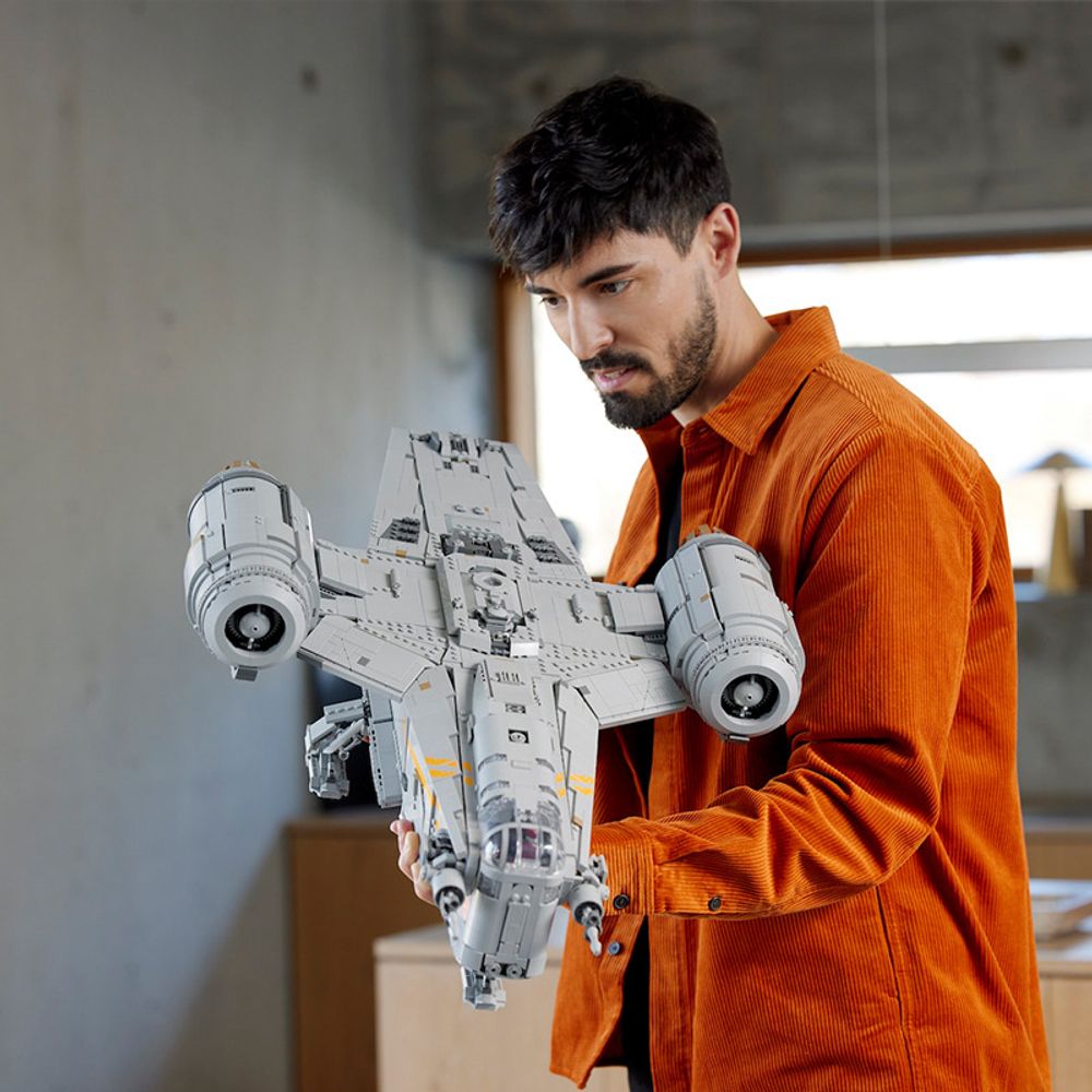 LEGO 75331 UCS Star Wars Razor Crest Building Block Set 6