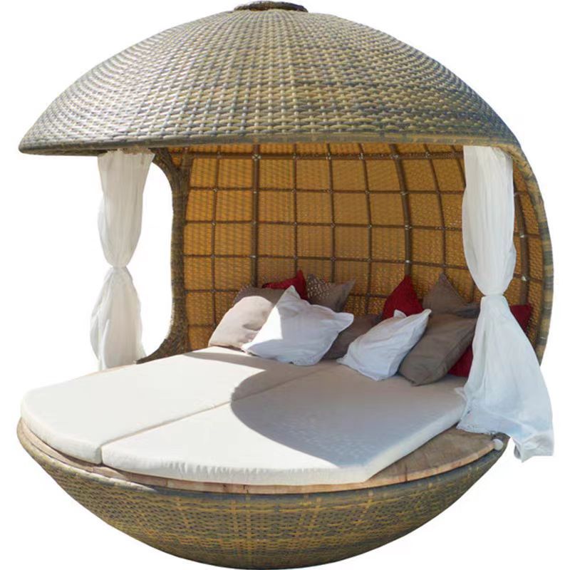 Luxury Outdoor Rattan Daybed Pod with Canopy