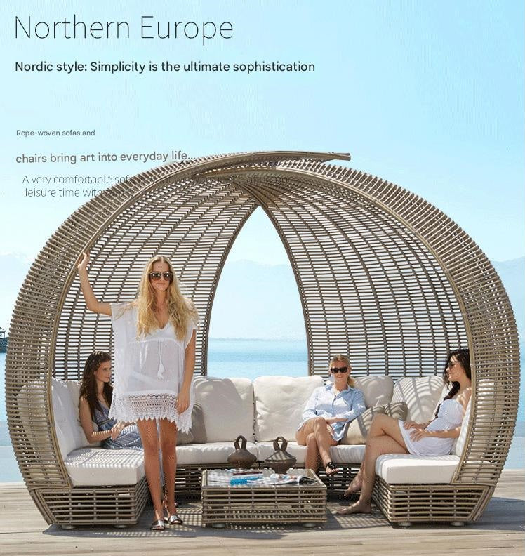 Outdoor Rattan Round Sofa with Canopy