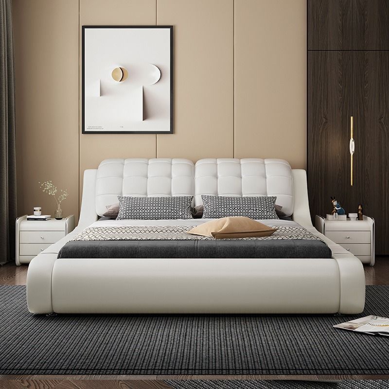Modern Luxury Upholstered Platform Bed with Tufted Headboard