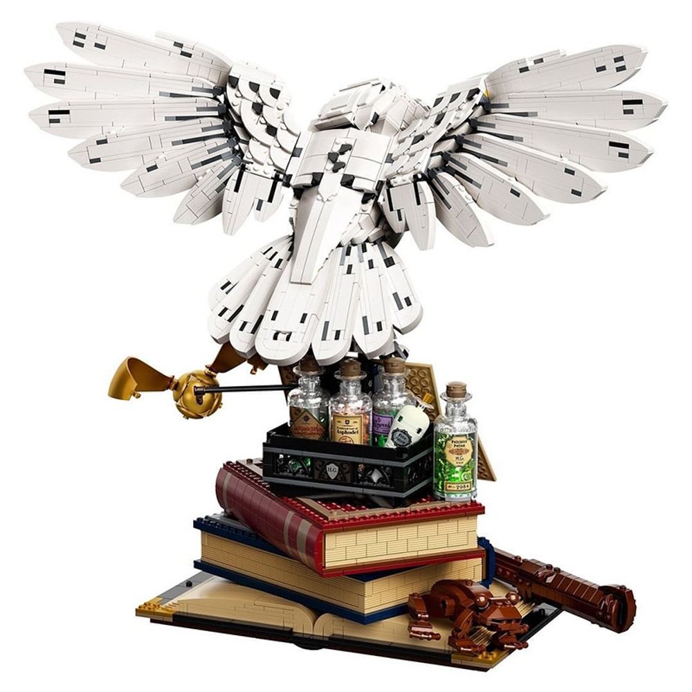 LEGO 76391 Harry Potter Hogwarts Icons Collectors Edition Blocks Set