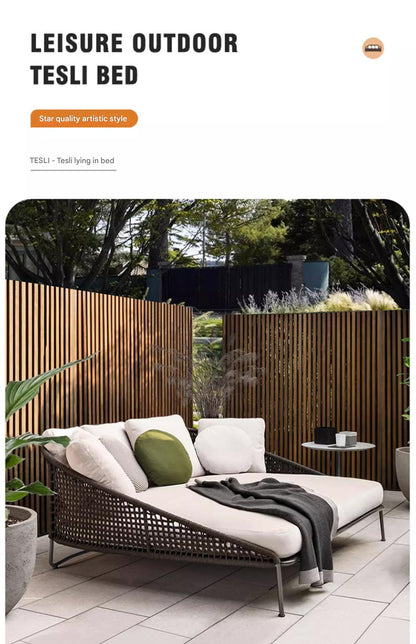 Luxury Outdoor Rattan Daybed with Cushions