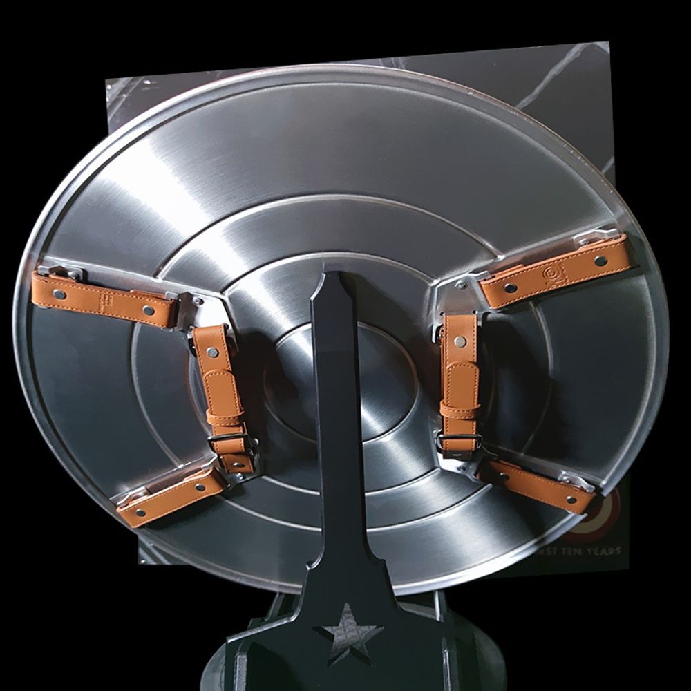 Captain America 1:1 Vibranium Shield
