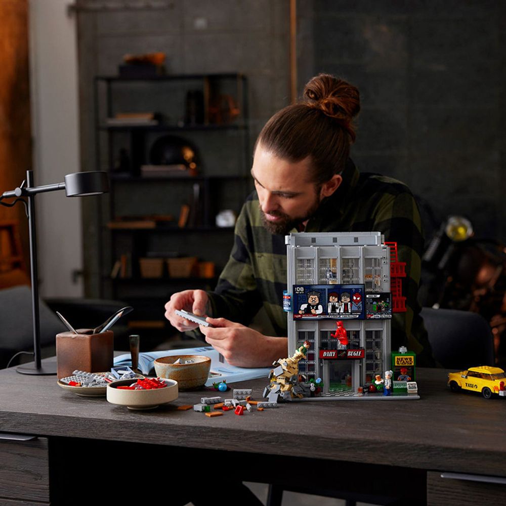 LEGO 76178 Daily Bugle Construction Building Blocks Set