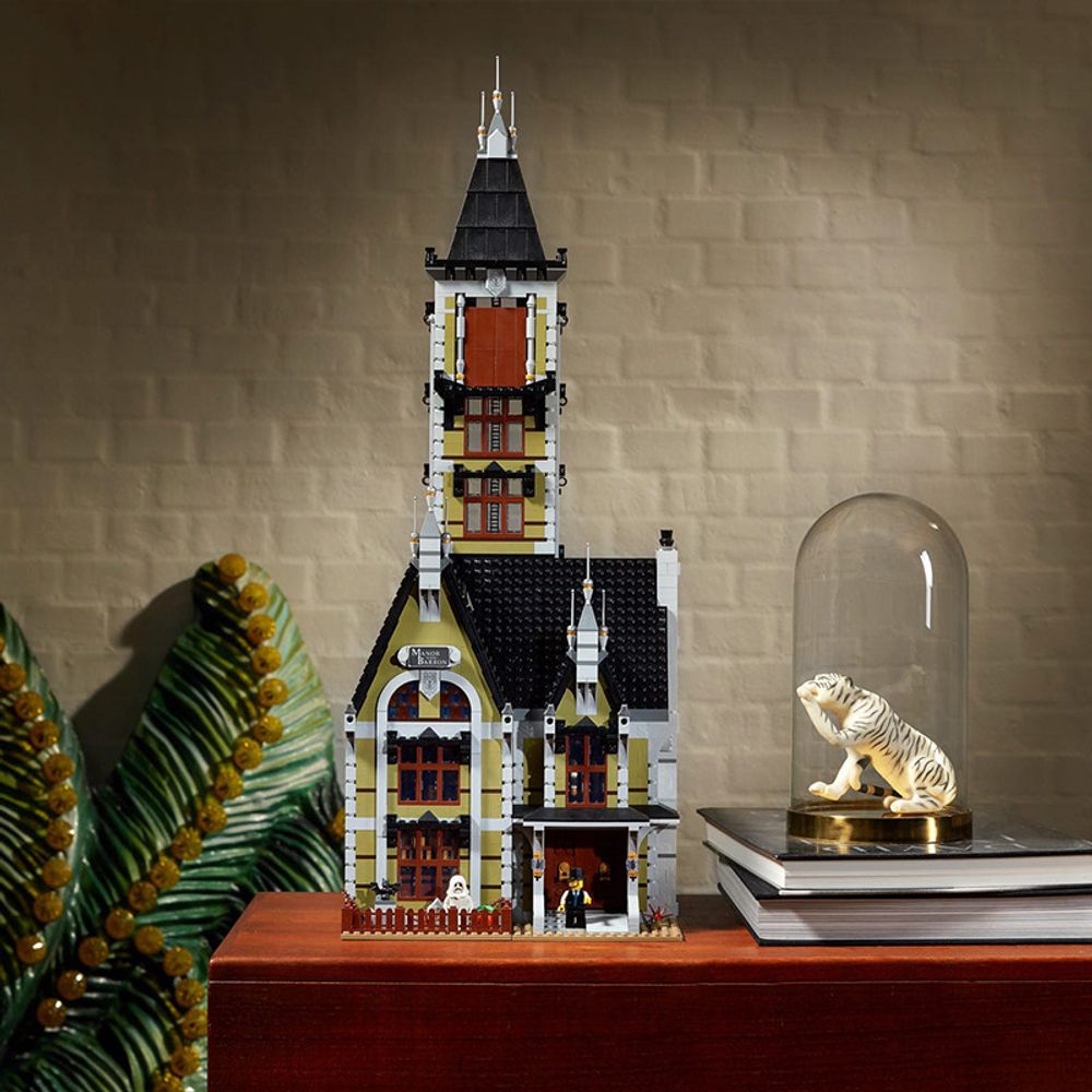 LEGO 10273 Haunted House Building Blocks Set