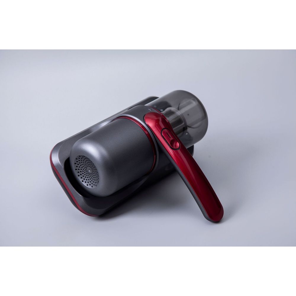 Wireless charging mite removal