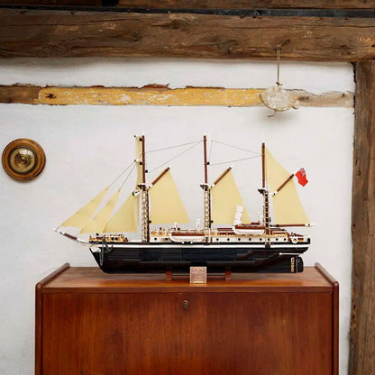 LEGO 10335 Endurance Expedition Ship Building Block Set