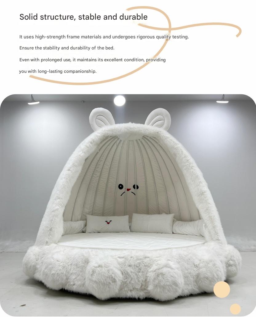 Cute Bear Shaped Canopy Bed