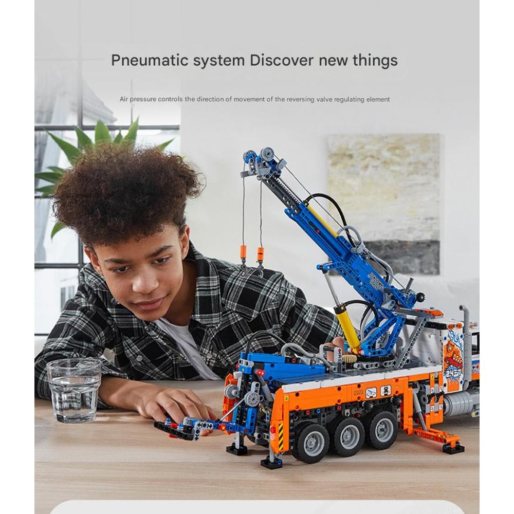 LEGO 42128 Heavy Duty Tow Truck Building Blocks Set 4