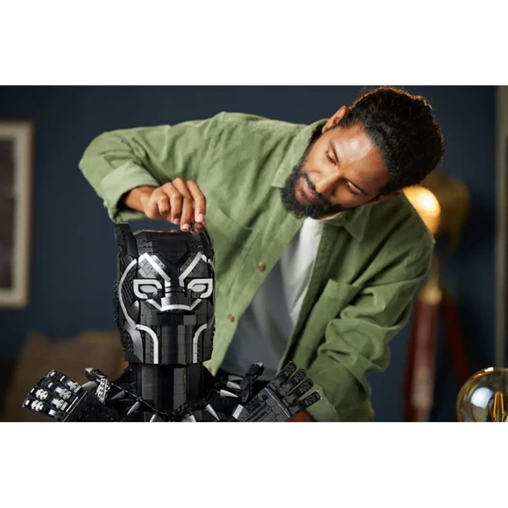 LEGO 76215 Black Panther Building Blocks Set 5